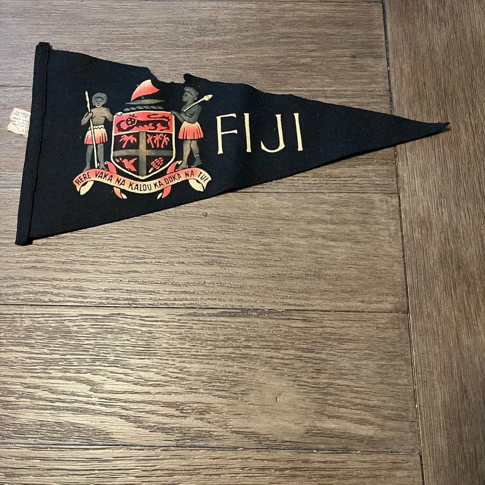 Vtg WWII Souvenir Felt Pennants Lot , Various locations :Russell Islands,Fuji..